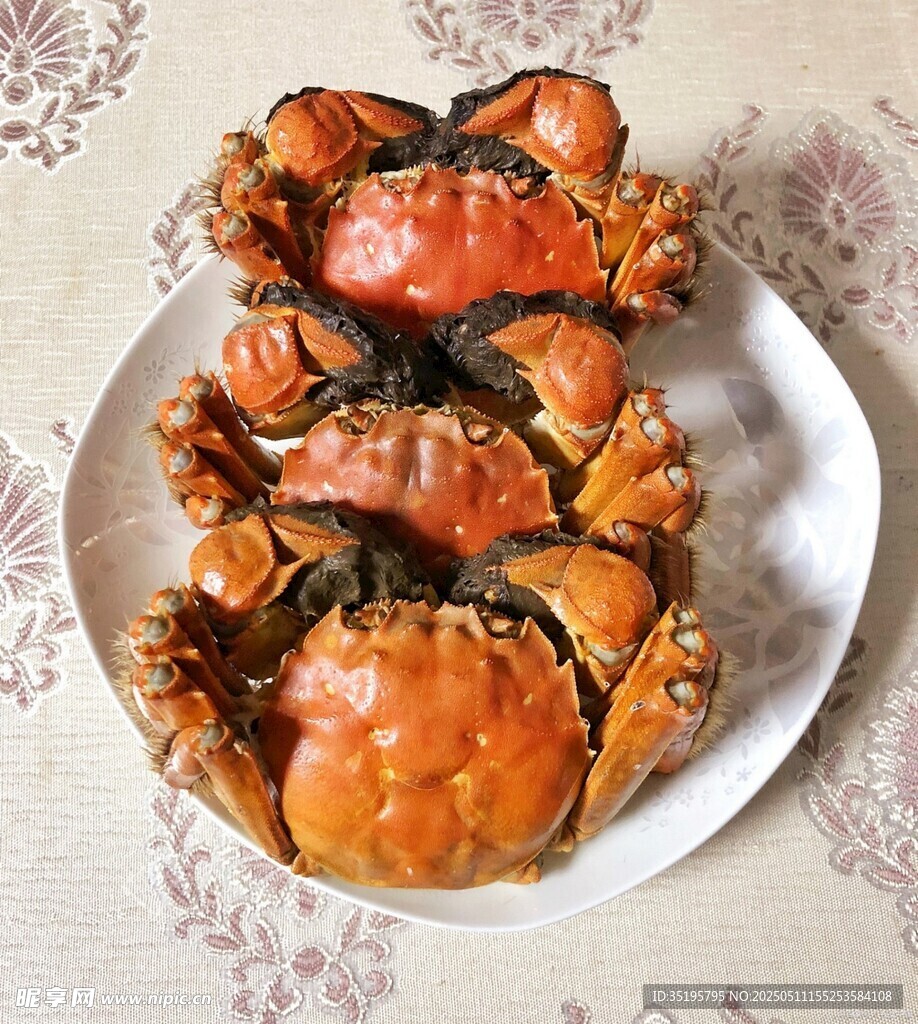 盤中美味大閘蟹