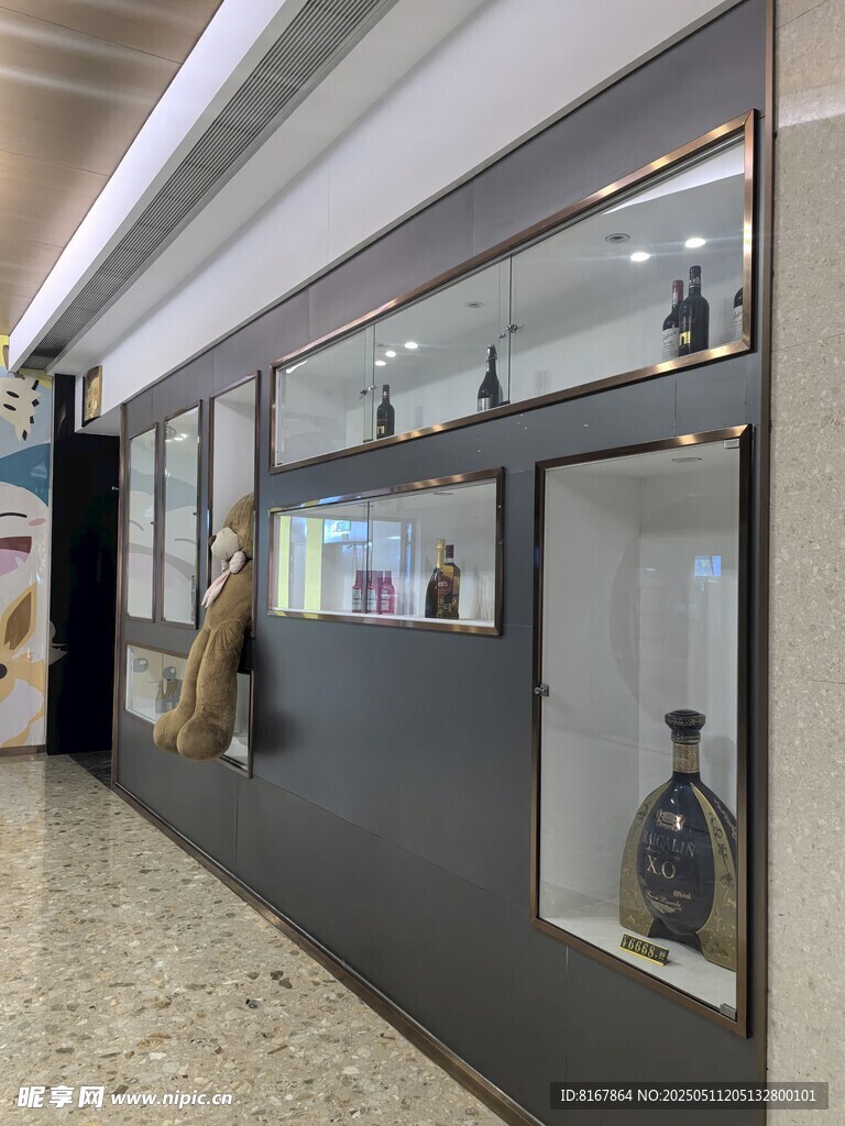 展廳內的精美展品陳列