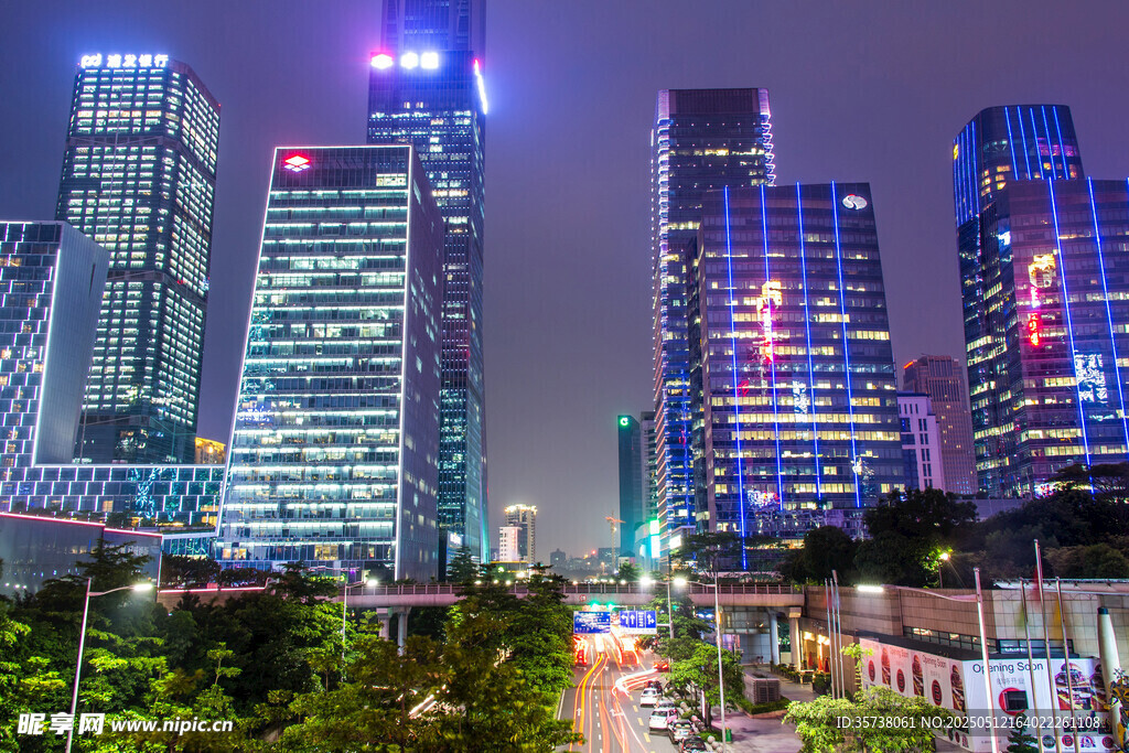 都市璀璨夜景