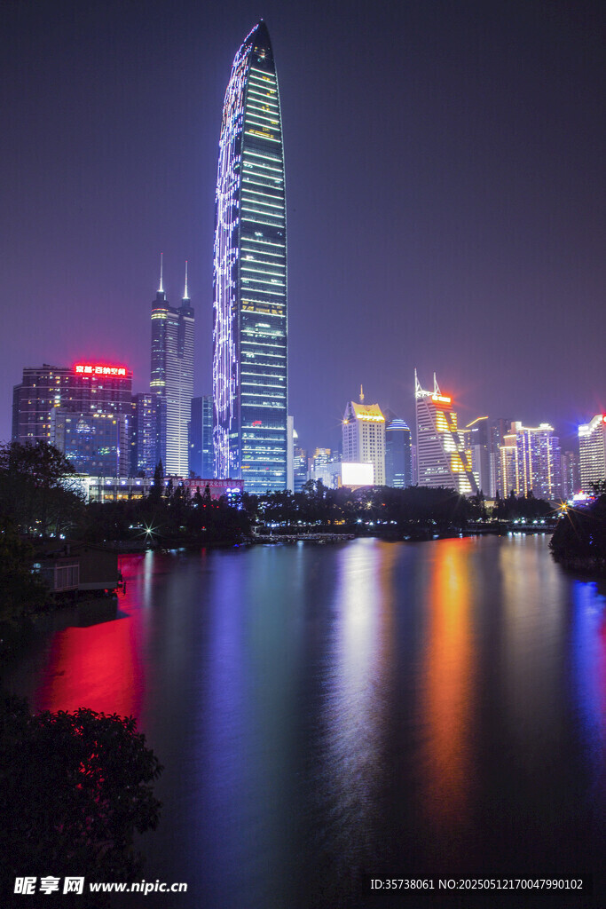 深圳璀璨夜景城市天際線