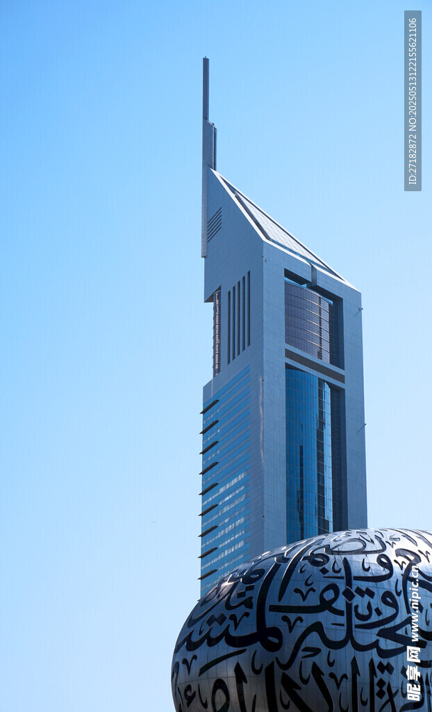 現代建筑與藝術雕塑景觀