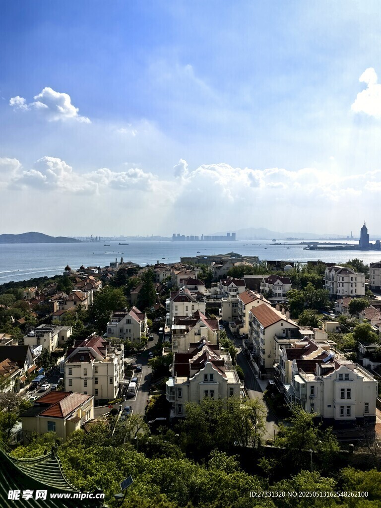 青島俯瞰美麗海濱城市景觀