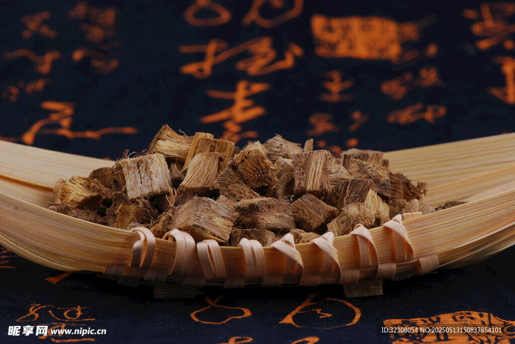 傳統(tǒng)中藥材切片展示