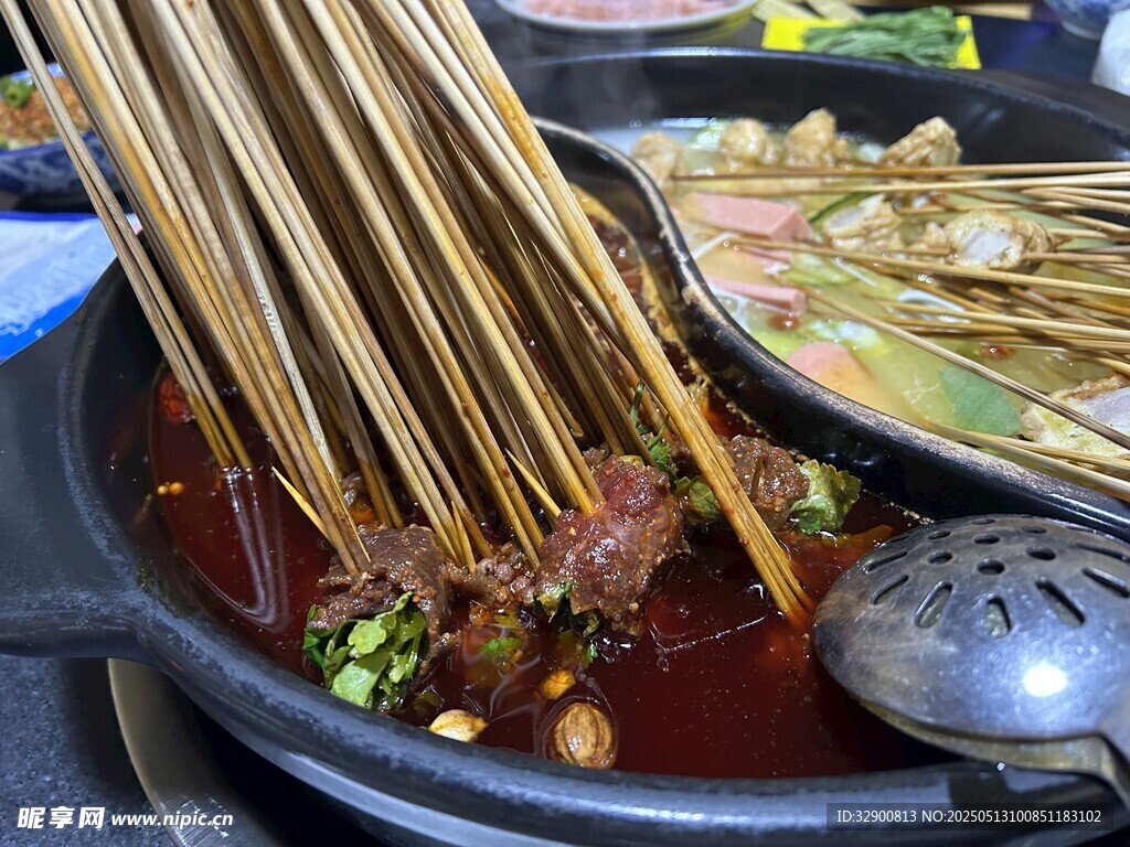 美味串串香火鍋