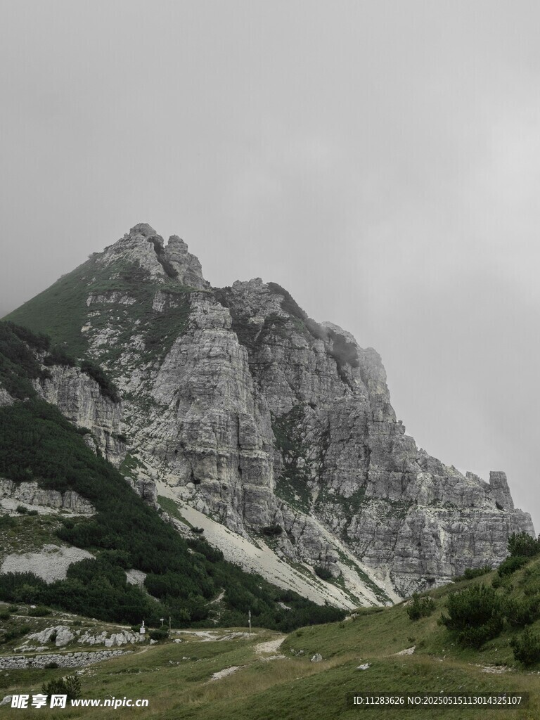 巍峨壯麗的高山景觀