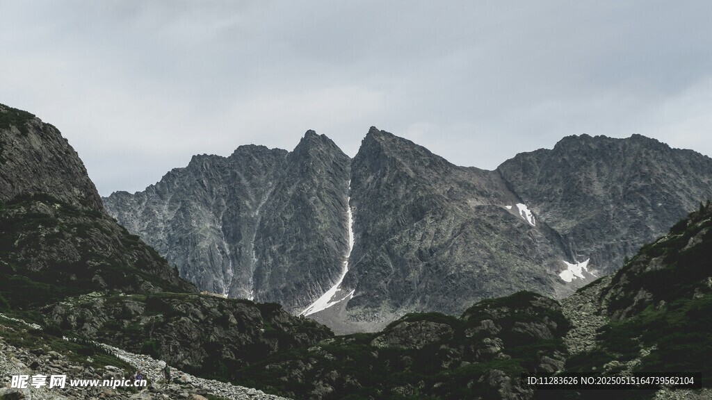 壯麗巍峨的高山景觀