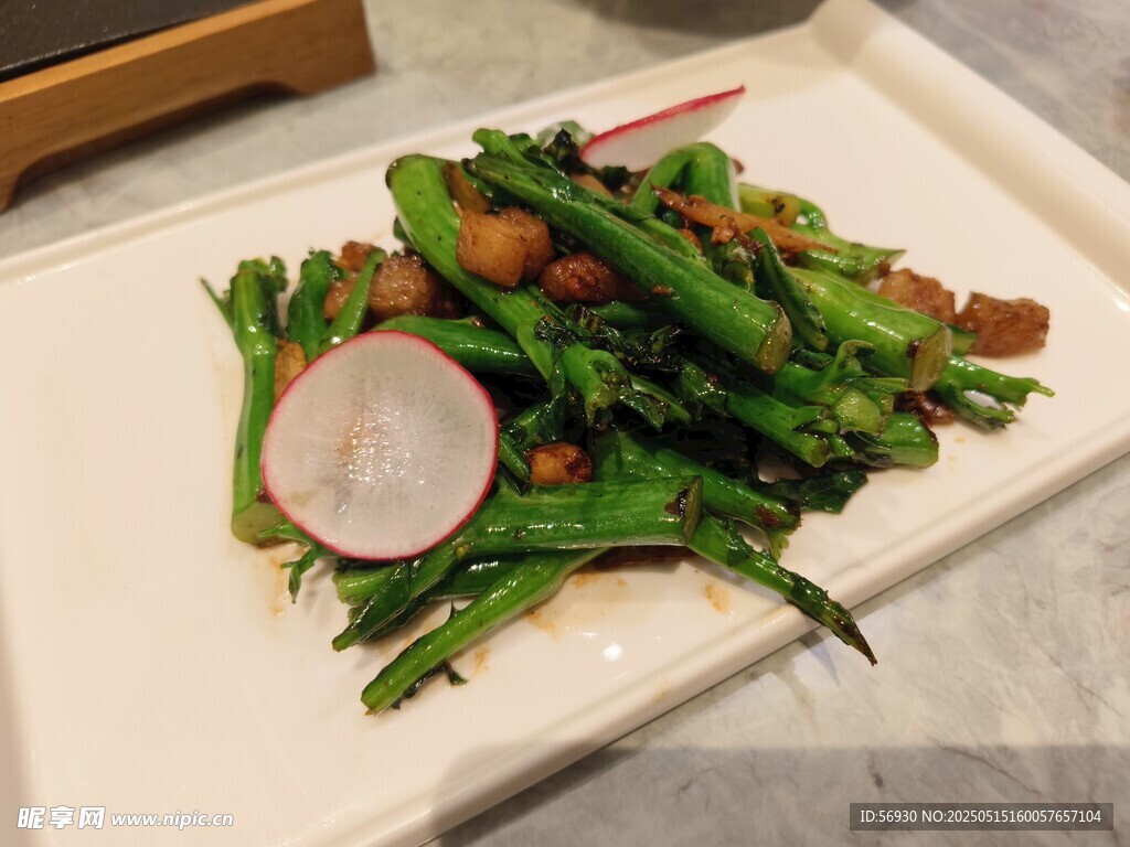 豬油渣炒菜心