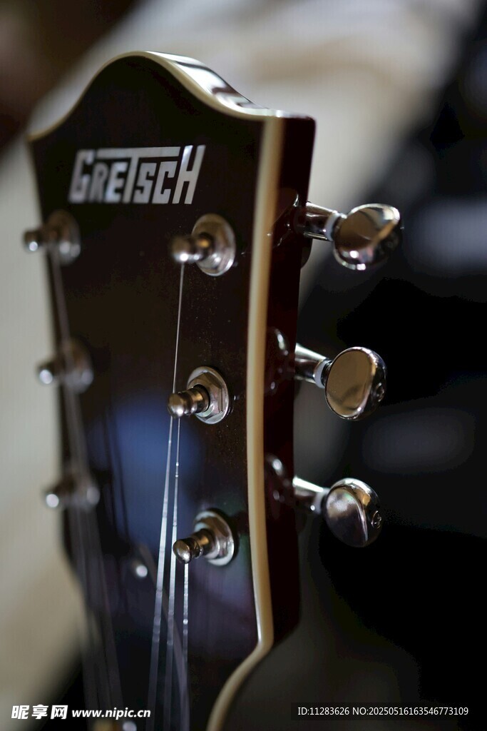 Fender吉他琴頭特寫