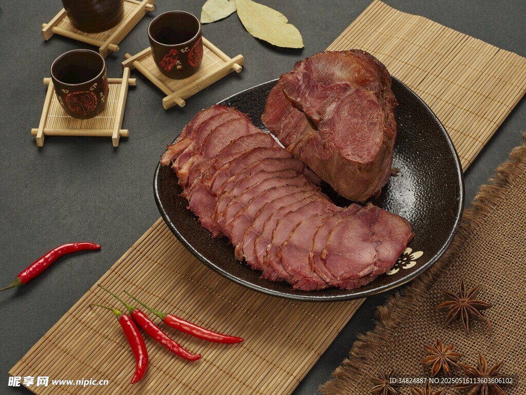 鹵牛肉擺盤