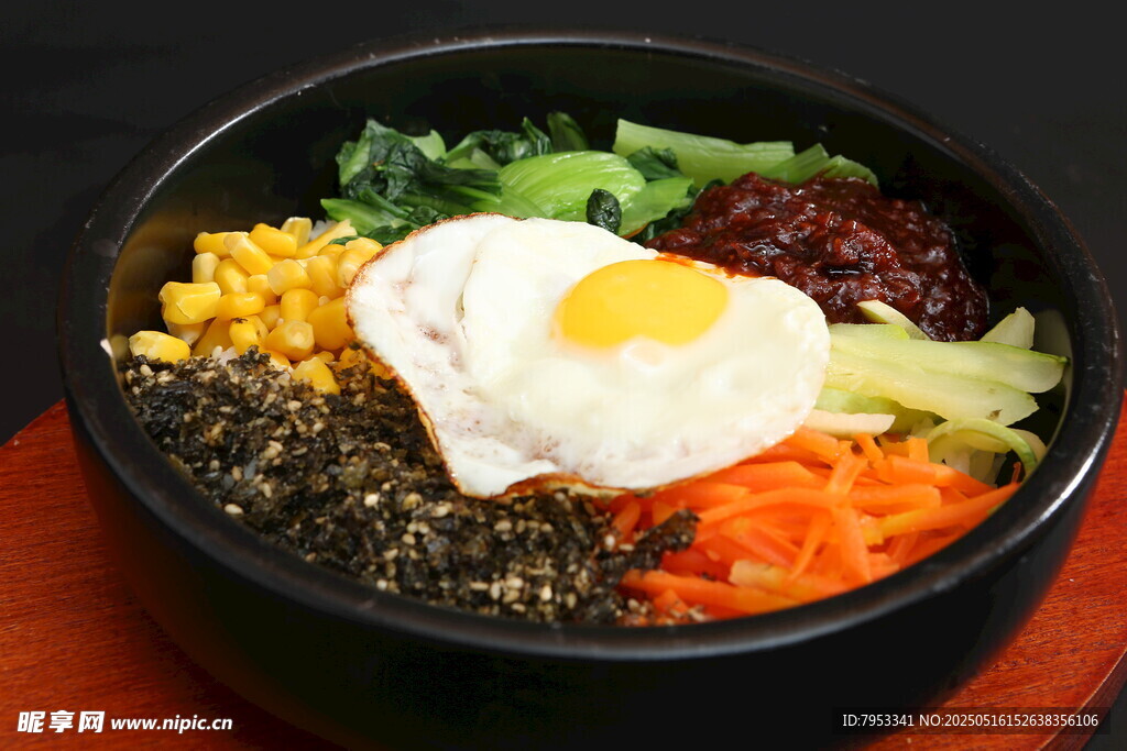 韓式石鍋拌飯 營養(yǎng)美味