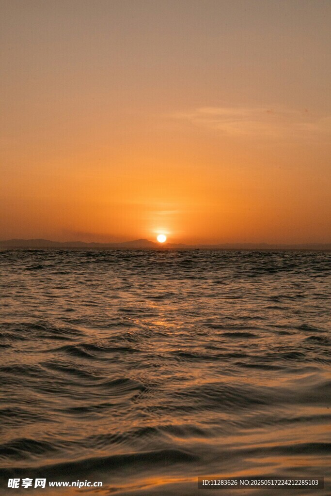 海上日落美景