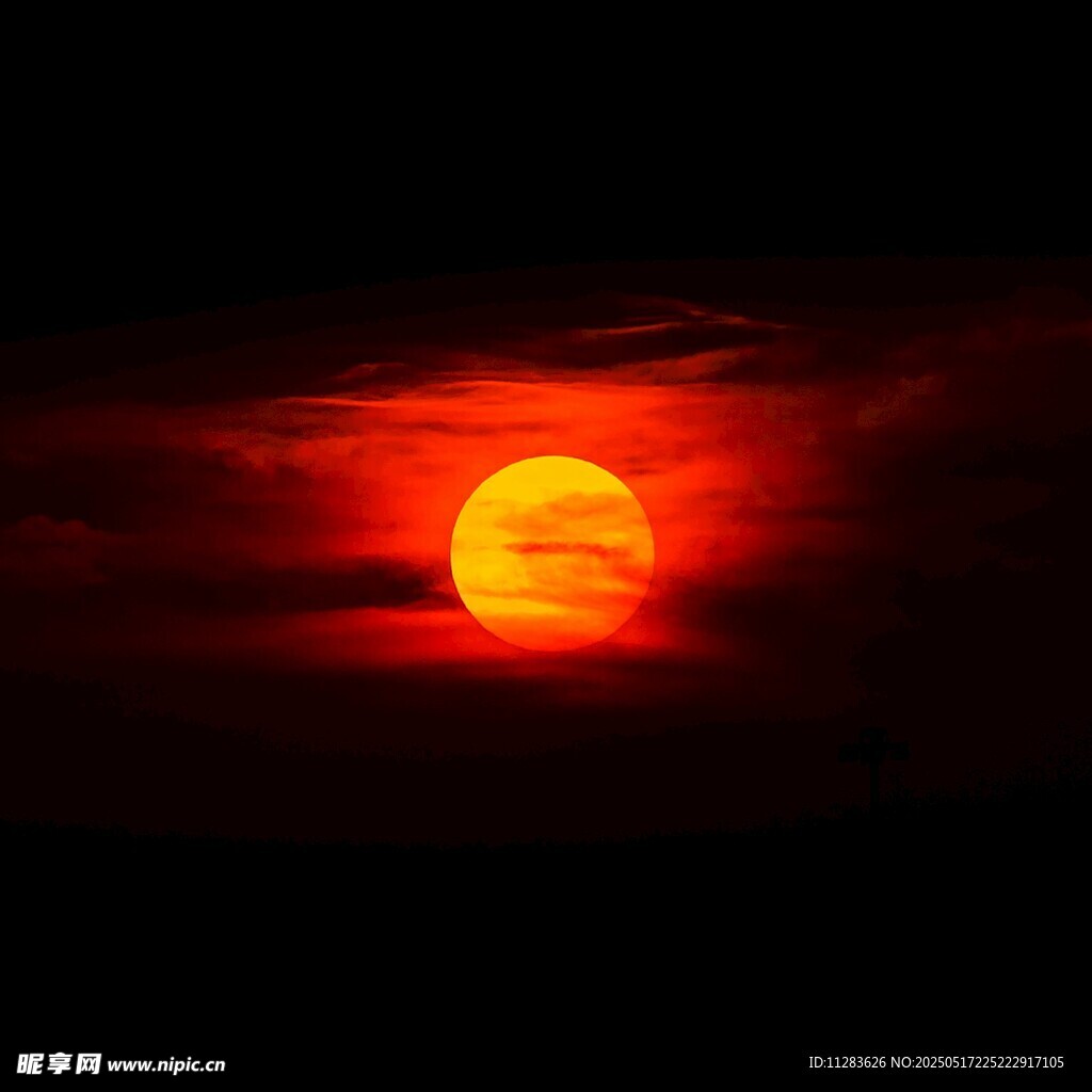 夕陽西下的壯麗景象