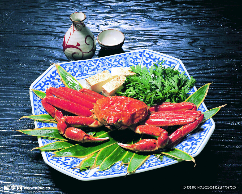 美味大螃蟹擺盤精致
