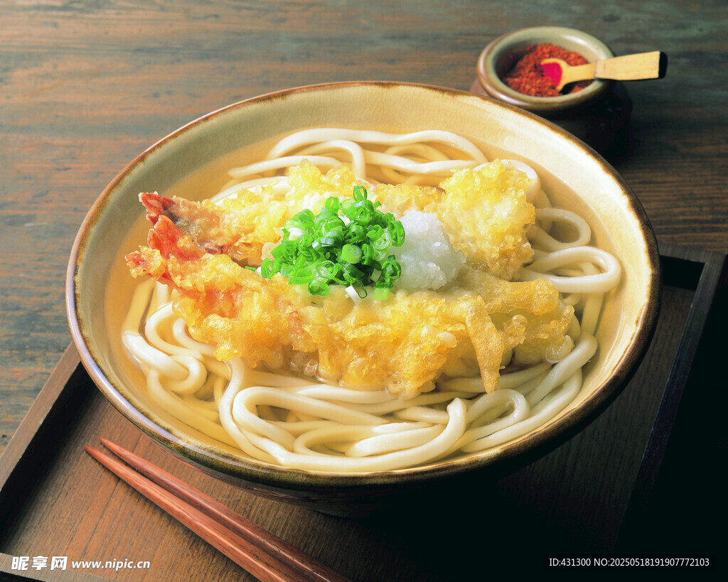 美味雞蛋蔥花湯面