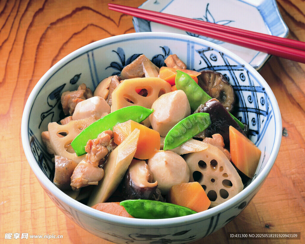 美味雞肉蔬菜蓋澆飯
