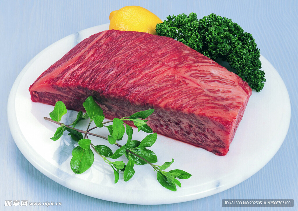 新鮮生牛肉擺盤展示