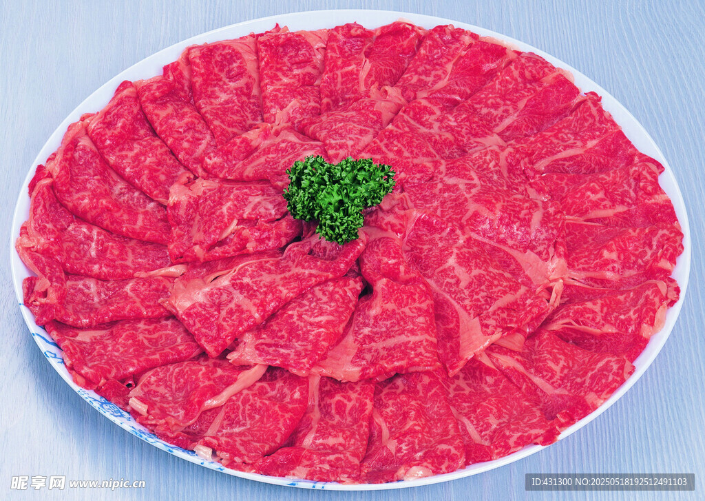 鮮切牛肉盤 色澤誘人