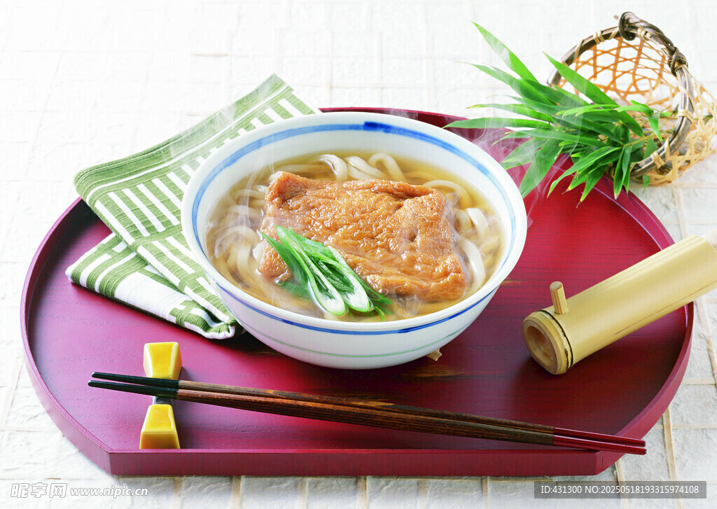美味中式湯羹配特色小吃