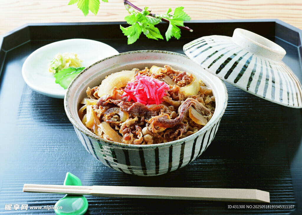 日式牛肉飯 精致擺盤