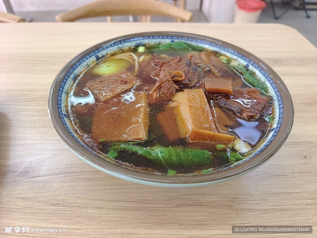 美味紅燒牛肉碗中佳肴