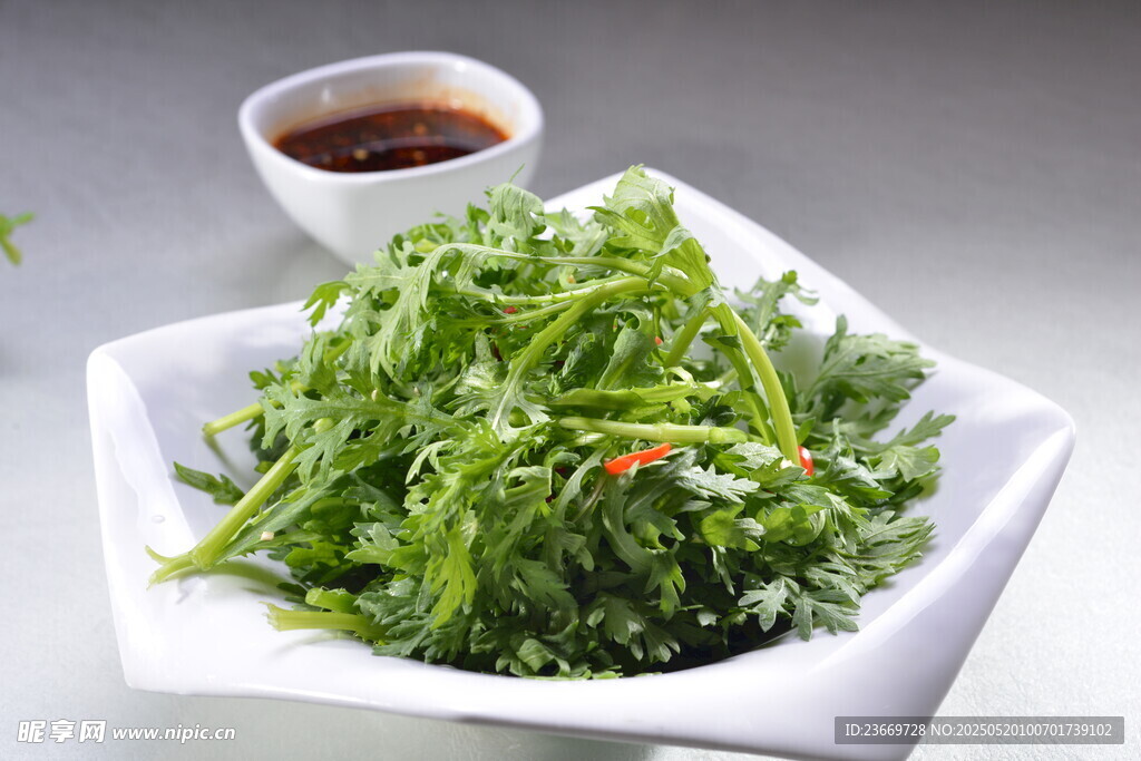 涼拌茼蒿菜
