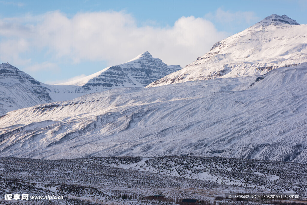 雪山壯麗景觀
