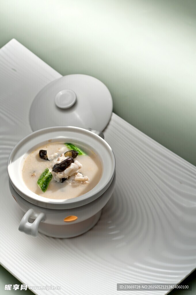 精致養(yǎng)生湯品