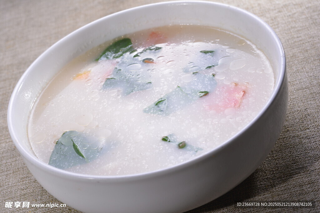 一碗美味蔬菜粥