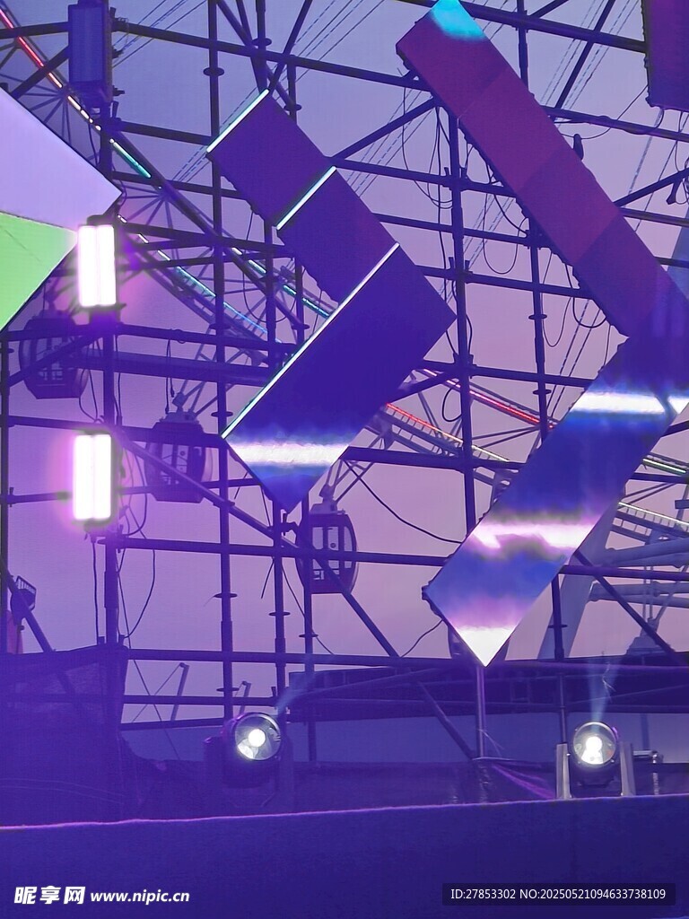 未來感科技風建筑場景