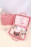 粉色精致化妝箱及美妝用品
