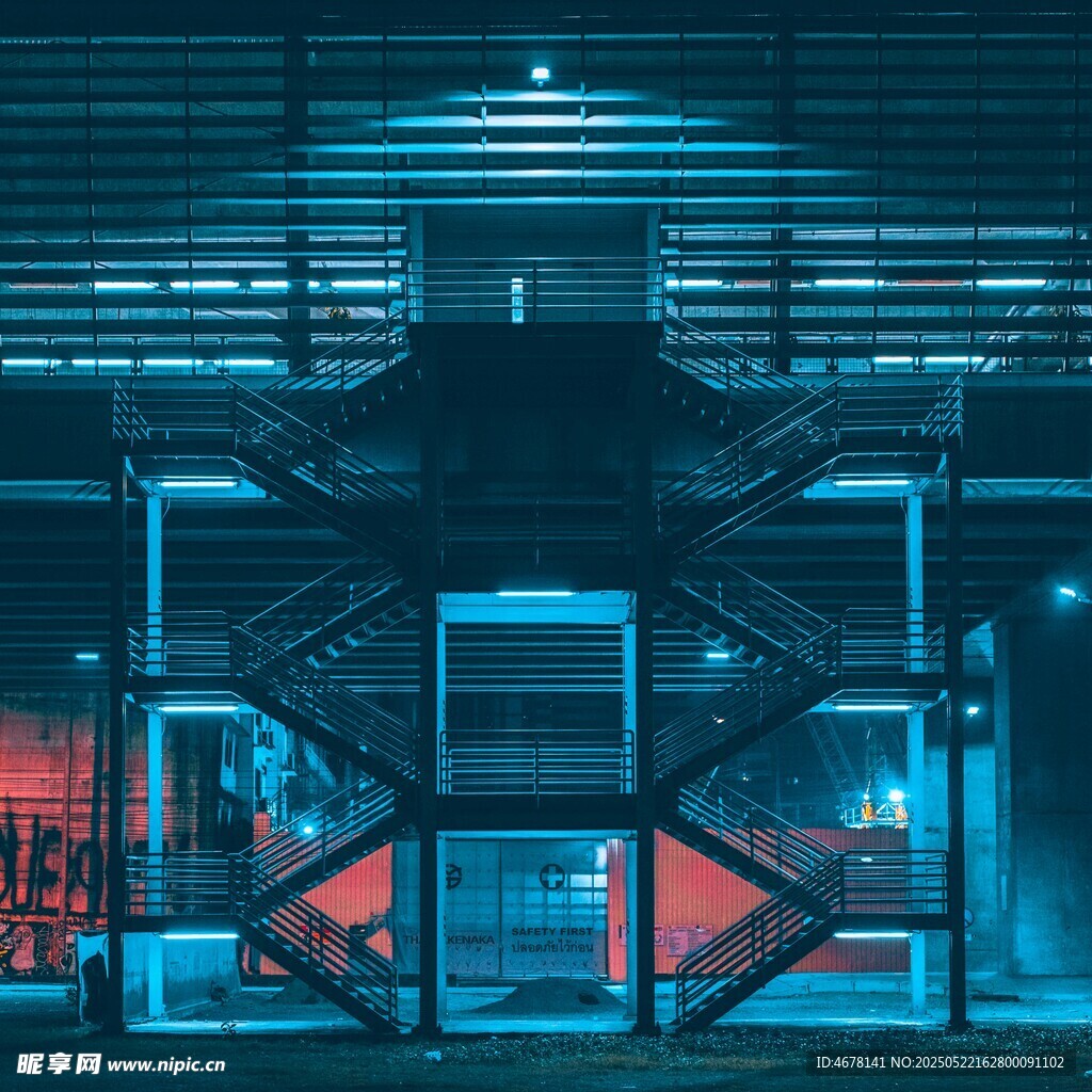 未來感工業風室內場景