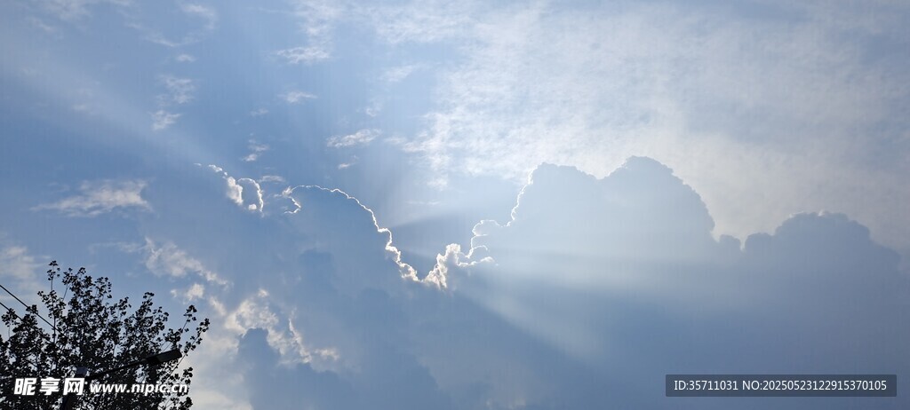天空