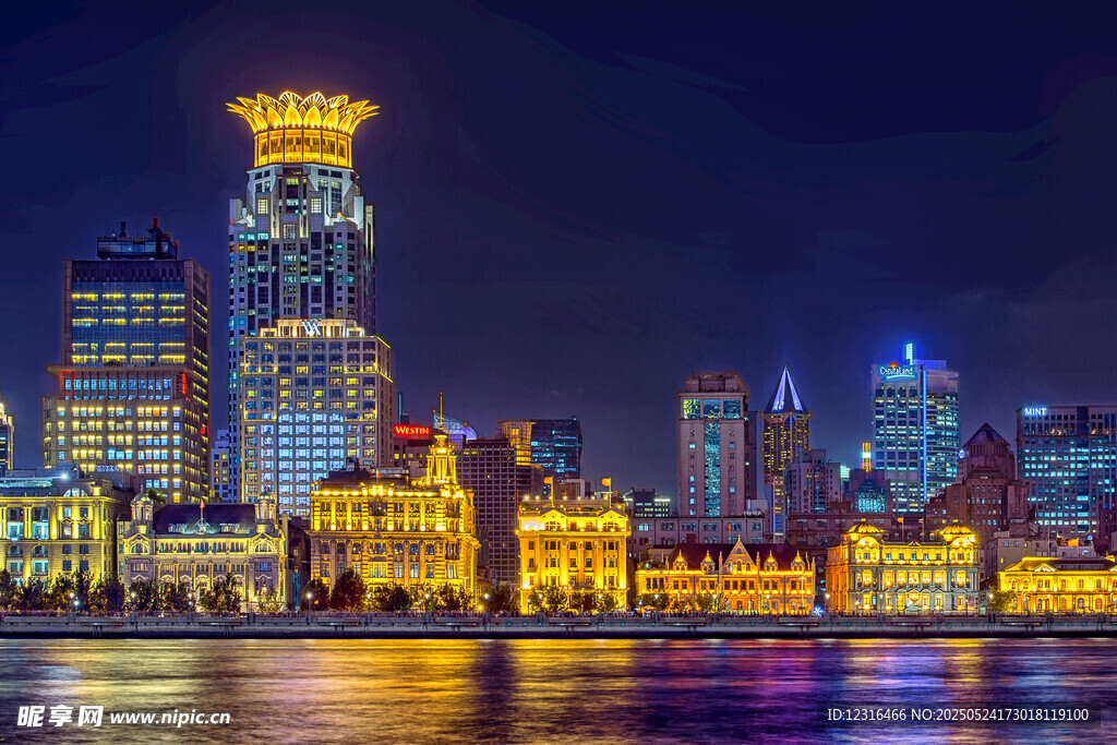 上海外灘璀璨夜景