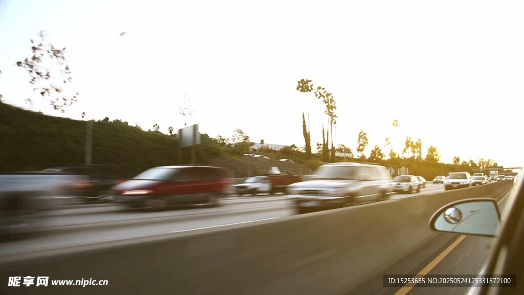 公路行車掠影
