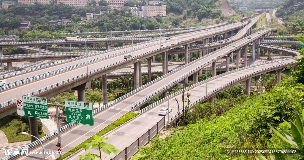 多層立交橋景觀