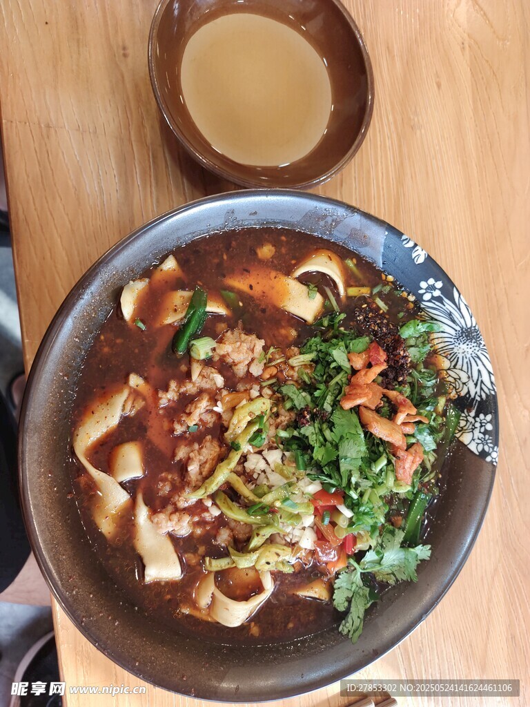 美味麻婆豆腐配特色蘸料