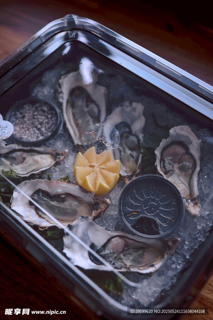 新鮮生蠔擺盤展示