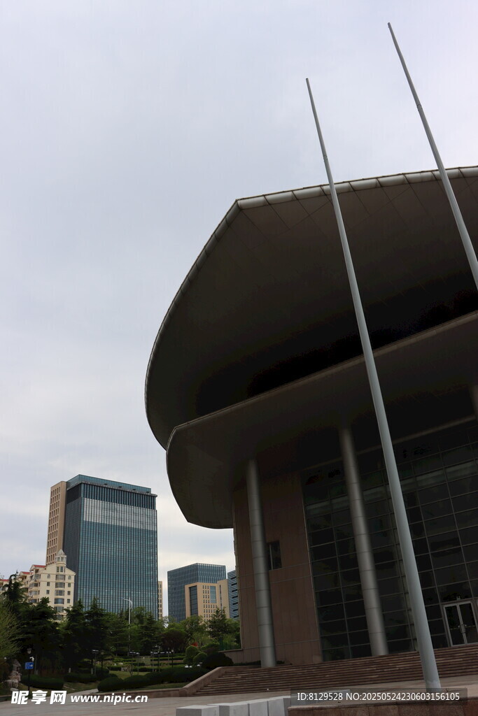 現(xiàn)代風(fēng)格建筑外觀