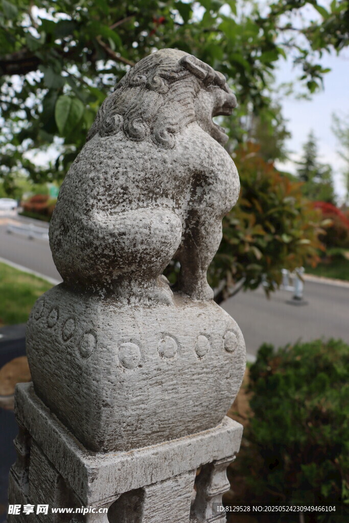 石獅子雕塑 古樸造型