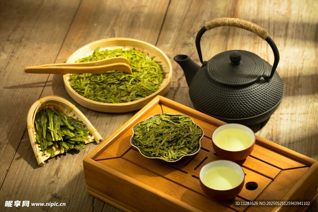 日式抹茶茶具與抹茶粉
