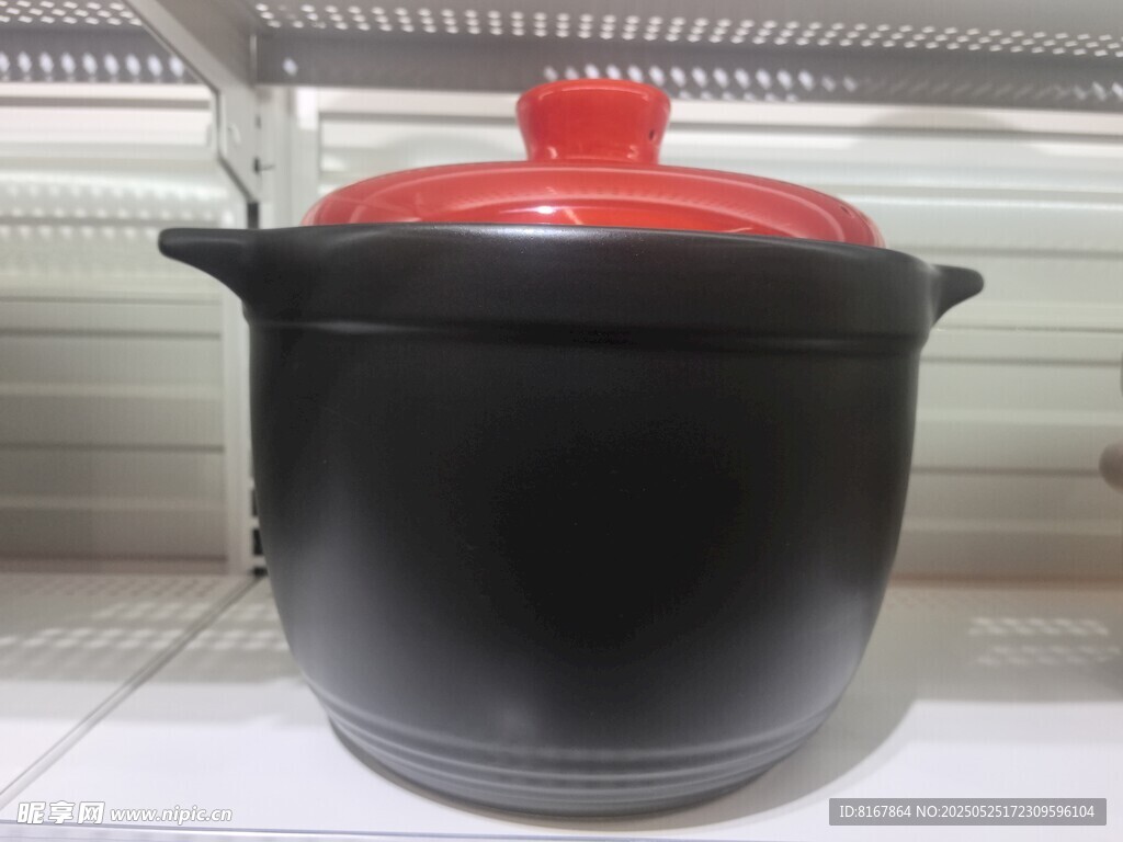 黑色帶紅蓋陶瓷燉鍋