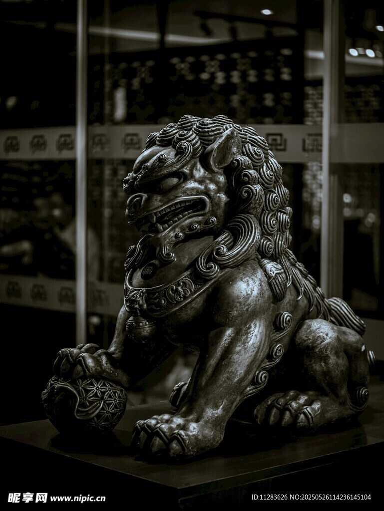 青銅獅子雕塑