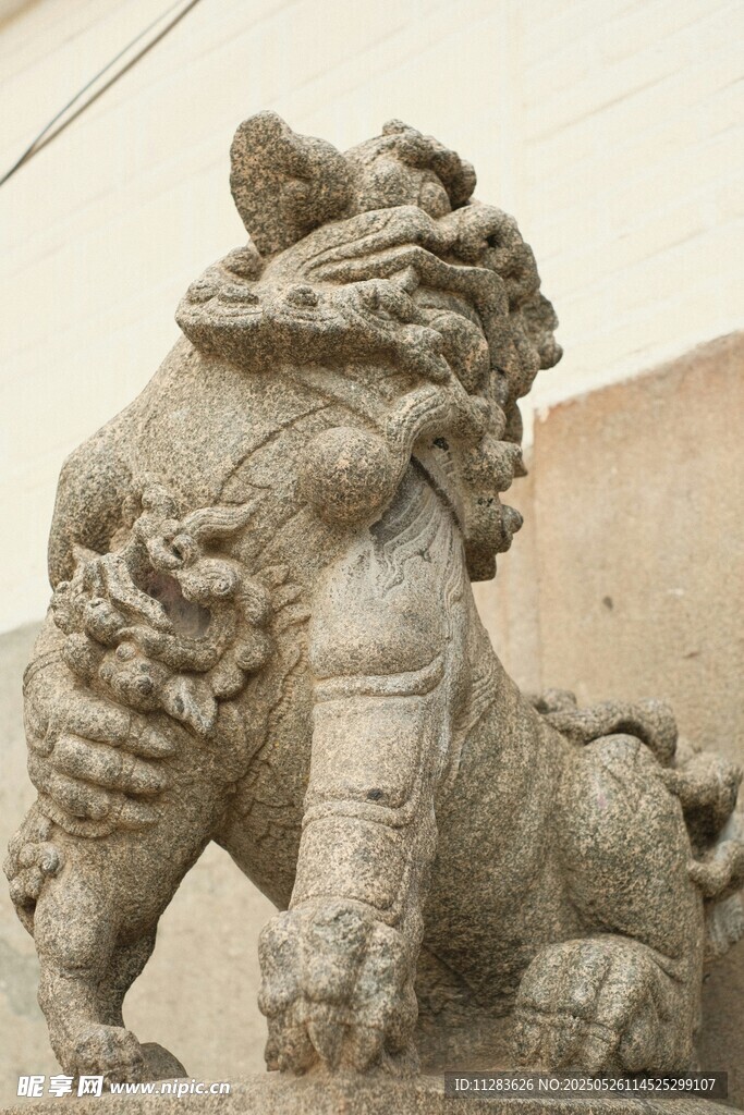 傳統(tǒng)石獅子雕塑