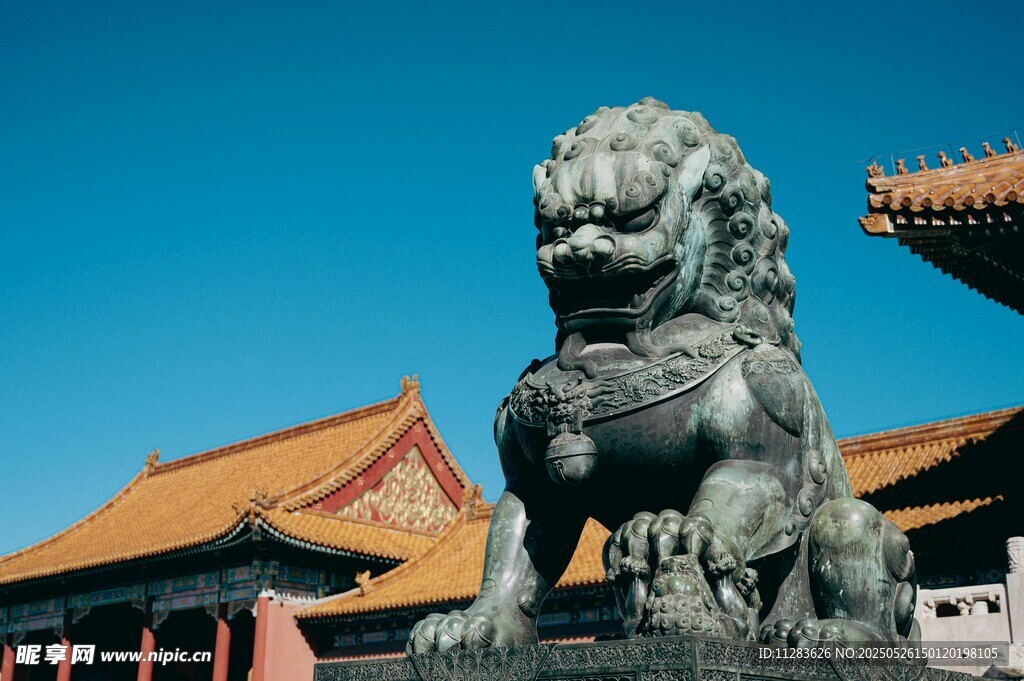 故宮前威武的石獅子