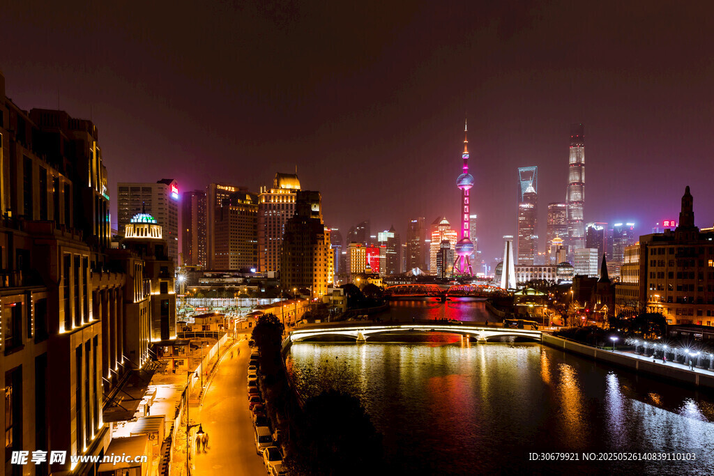 上海外灘璀璨夜景