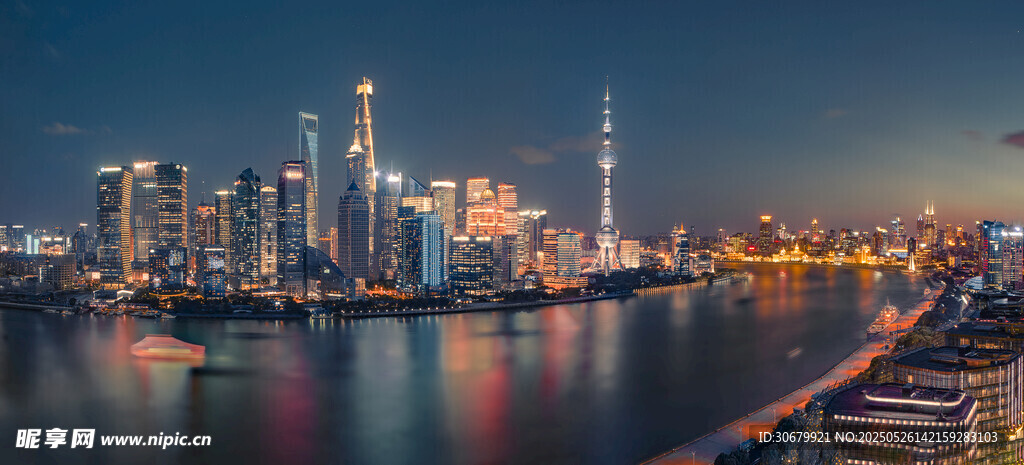 上海外灘璀璨夜景風光