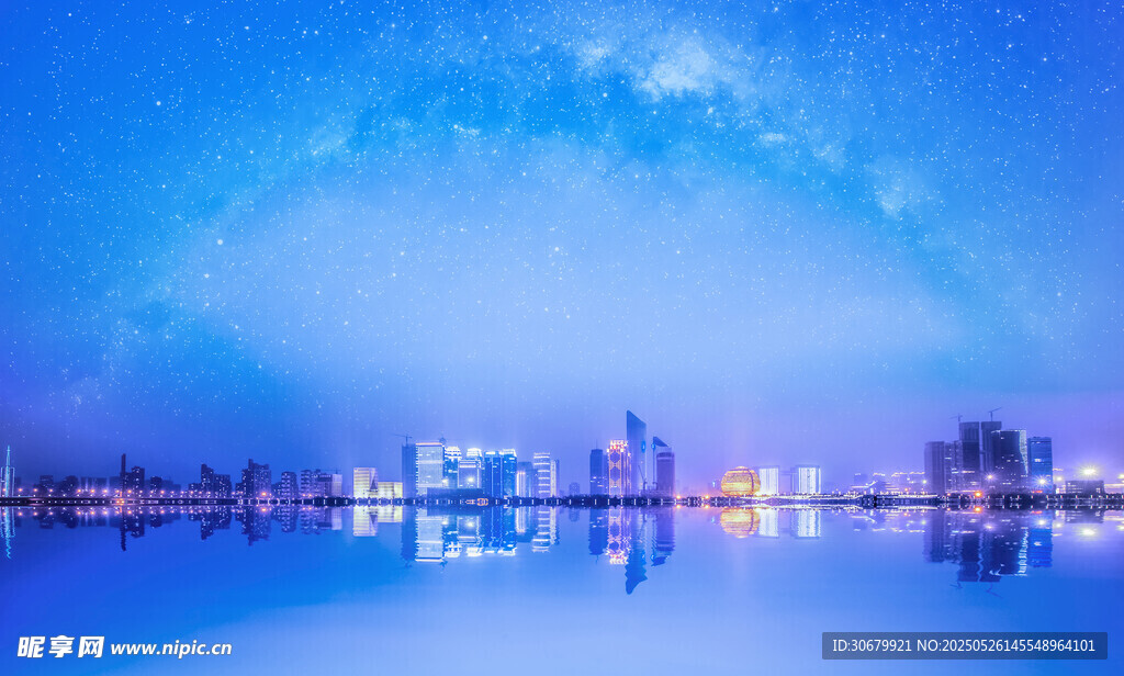 城市湖畔璀璨夜景