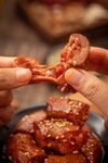 手撕美味鹵牛肉誘人瞬間