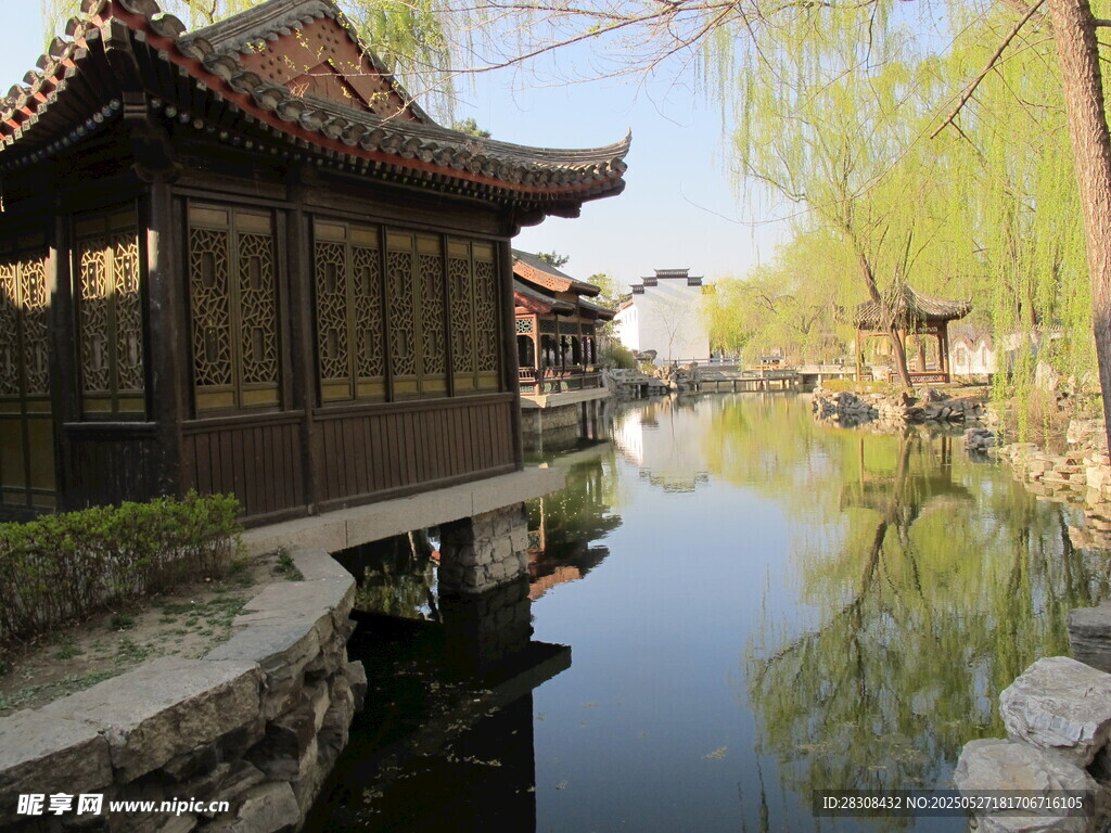 江南水鄉古建筑臨水景致