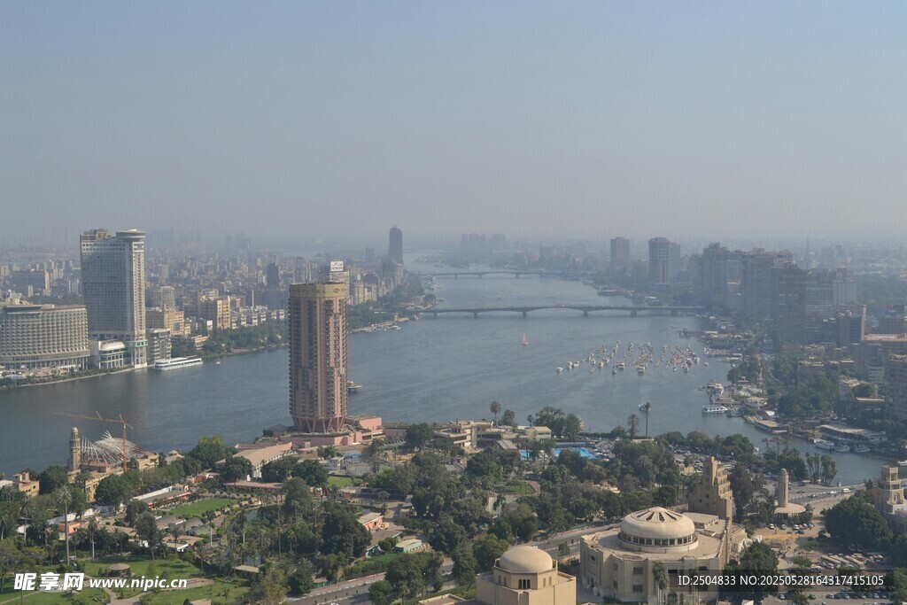 開羅城市河畔景觀
